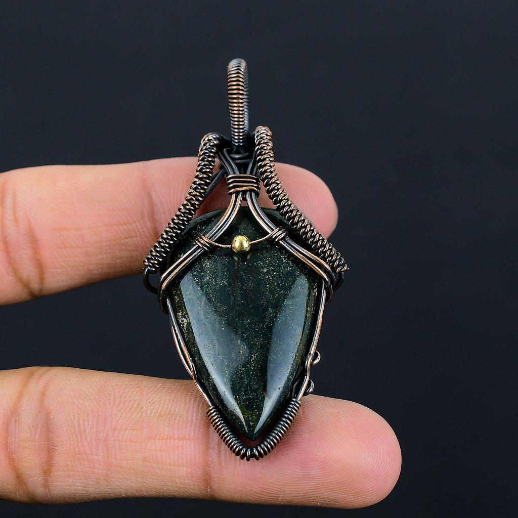 Krvavý kámen drahokam z čistého měděného drátu zabalené ručně vyráběné šperky dárkový přívěsek