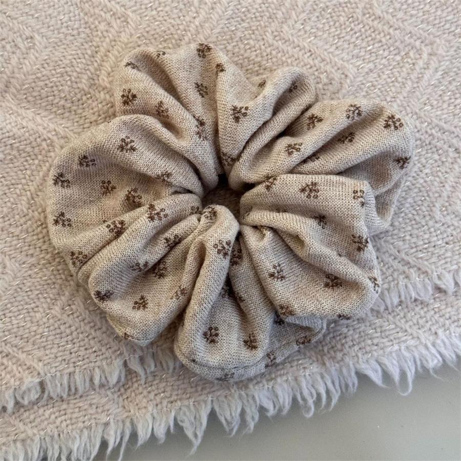 Korean Floral Knitted Scrunchies Women Girls Elastic Hair Band Accessories Tie Hair Ring Rope Headwear Headdress Ponytail Holder