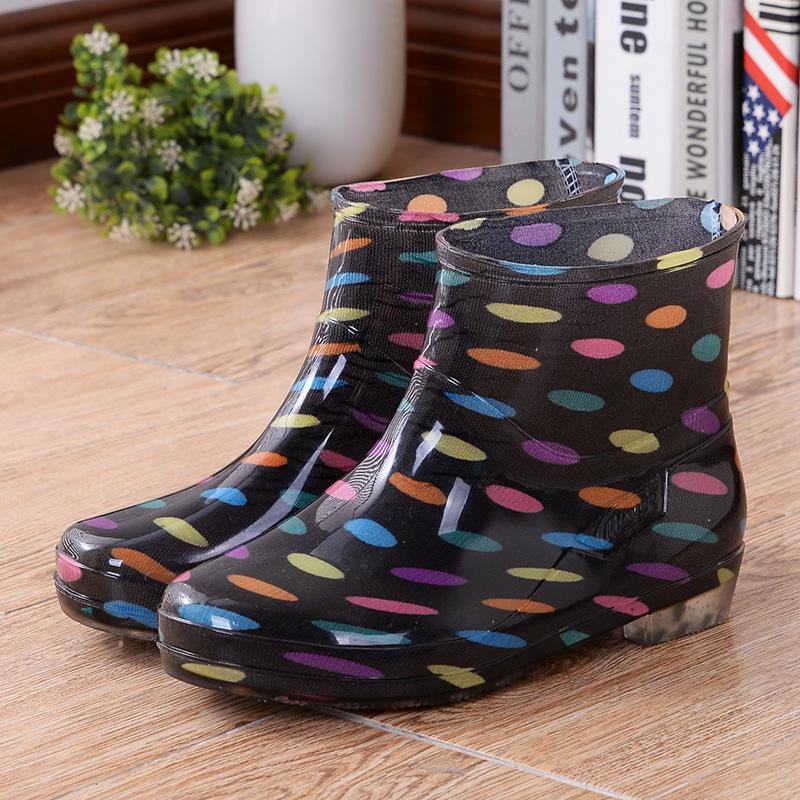 Water Shoes Low Tube Rain Shoes Women's Fashion Women's Rain Boots Warm and Rainproof Removable Pvc Women's Non-slip