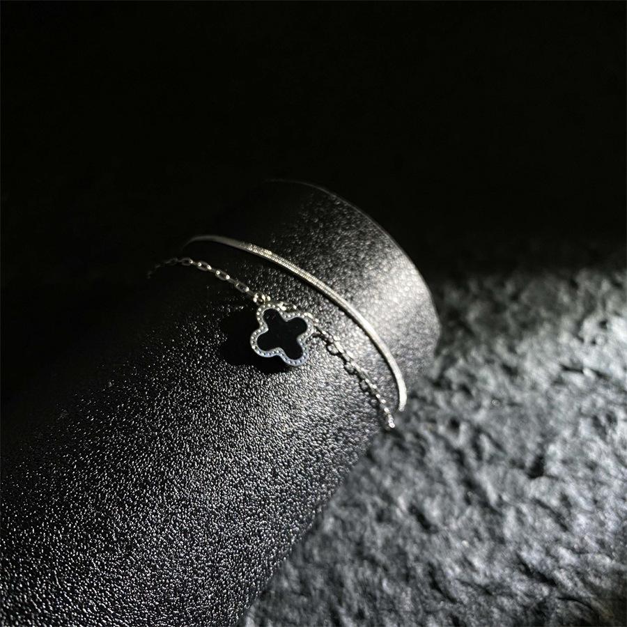 Four-leaf Clover Bracelet Titanium Steel Fashionable Roman Numeral Butterfly Bracelet