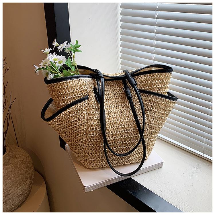 Simple straw woven bag spring and summer new woven bag seaside vacation tote bag large capacity armpit bag