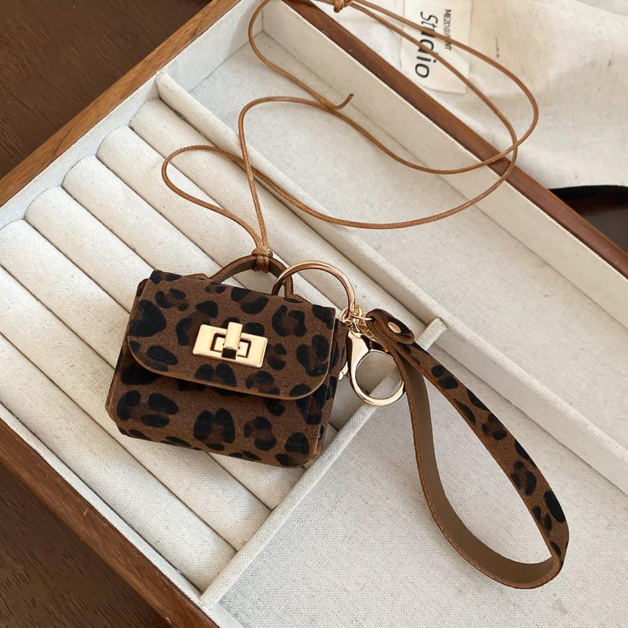Retro Cute Small Leopard Print Leather Bag Pendant Necklaces for Women Sweater Long Rope Chain Neck Hanging Jewelry Accessory C