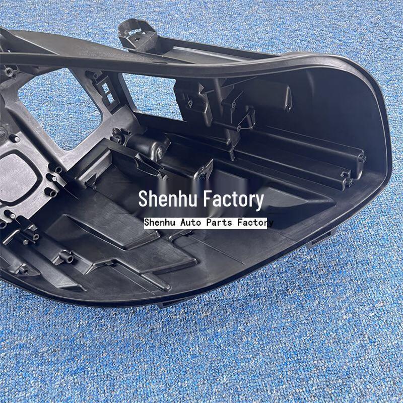 16-17 Mercedes-Benz CLS Headlight Rear Housing - Black Plastic Shell