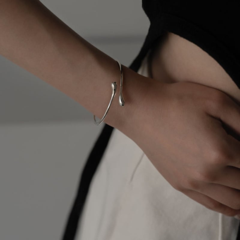 Youngglow Silver925 Fluid Bangle Bracelet (2color)