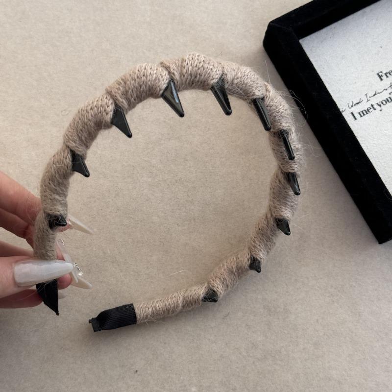 Woolen Big Wavy Hair Band, Stylish and Anti-slip with Teeth, Face Washing Headband Hair Accessory with A High Crown Shape