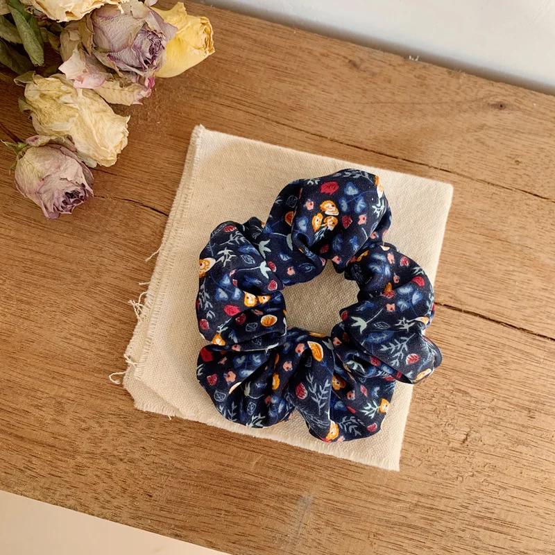 Neu 1/5 Stück Bedruckte Blumige Haargummis Blumen Scrunchies Damen Vintage Elastisches Haarband Haarseil Mädchen Haar Accessoires Kopfschmuck