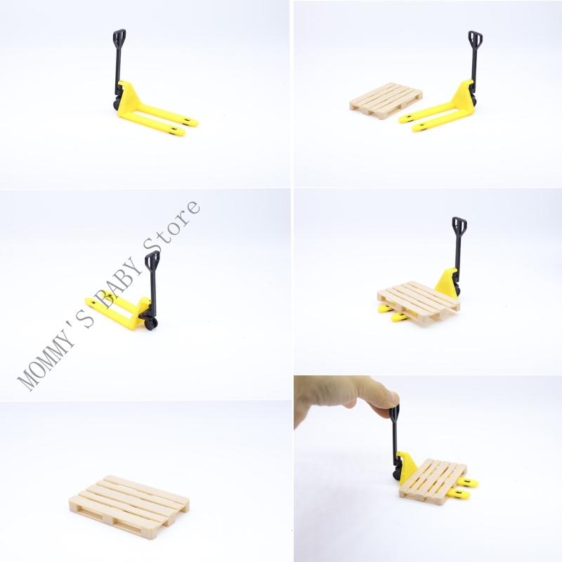 H3CD DIY Dollhouses Miniature Forklift With Pallet 1/12 Scale Realistic Design Polylactic Acid Collectible