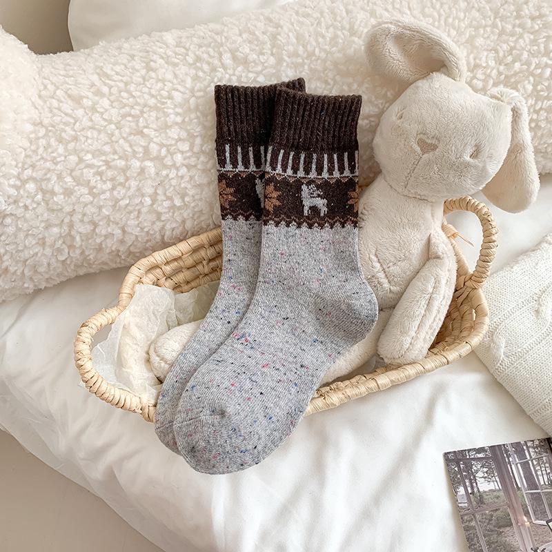 Women's Fair Isle Cashmere Knee-High Socks: Thick, Warm, Heat-Storing, Snowflake & Reindeer Design, Christmas Mid-Calf Woolen Comfort.