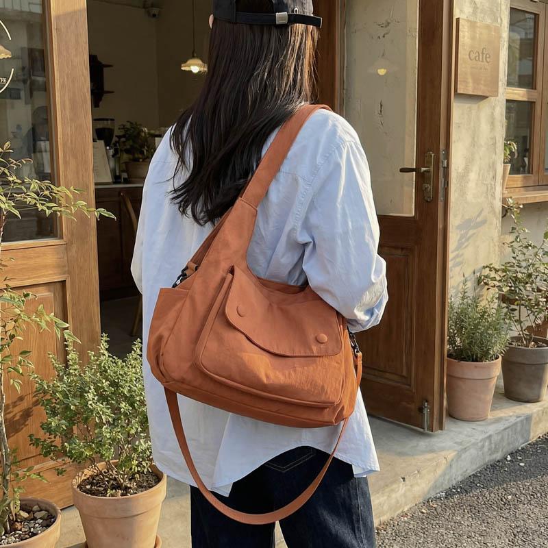 Commuting Large Capacity Shoulder Tote Bag Women's Underarm Bag