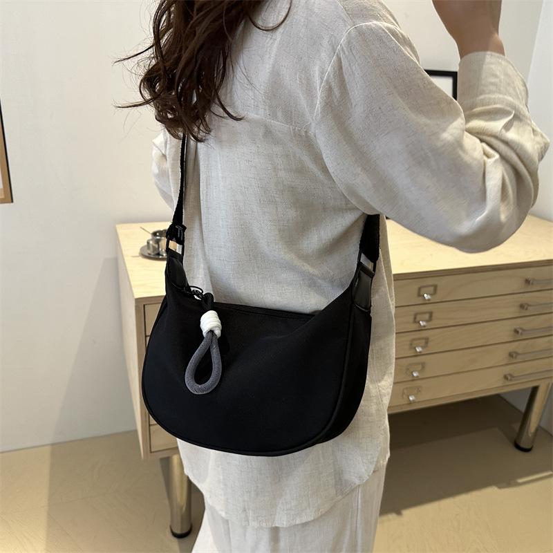 Summer One-shoulder Personalized Mobile Phone Bag Niche New Crossbody Bag Women's Sports Aesthetic Ins Aesthetic Tote Bag