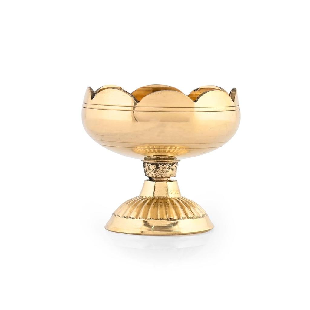 Brass Lotus Diya for Puja Set of 4 - Lotus Flower Diya for Pooja Room , Temple , Mandir, Office, Oil Lamp Diya for Home Decoration