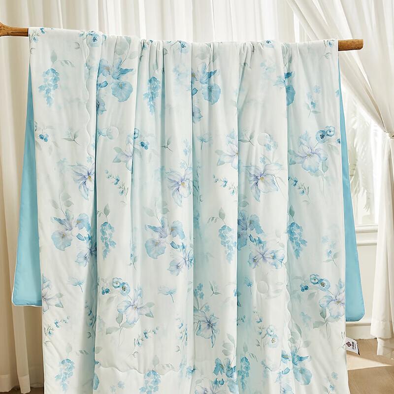 Grace Cooling Factor Summer Quilt