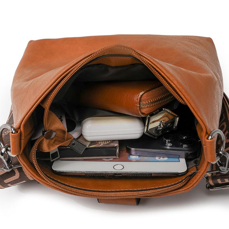 Retro Shoulder Bag 2025 Summer Casual Bucket Crossbody Bag For Women Messenger Bags Brown PU Leather Tassel Ladies Handbag