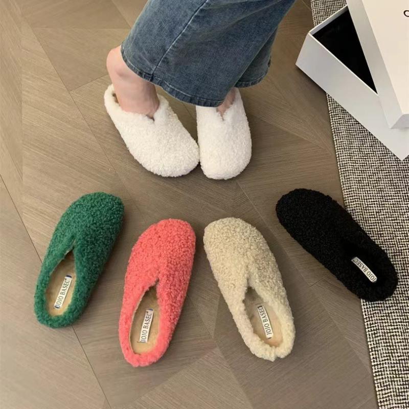 Mules Shoes Women Flats Fur Slippers Casual Short Plush Suede Shoes 2025 Trend New Winter Flip Flops Slingback Slides