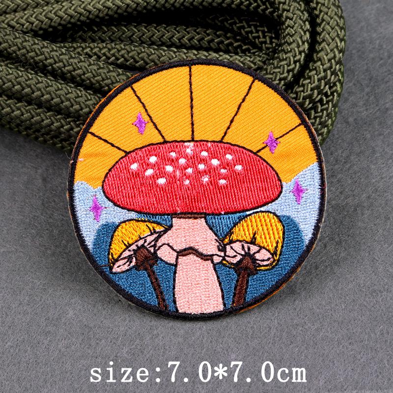 Heart Landscape Patch Iron On Patches For Clothing Wilderness Outdoor Embroidery Patches For Clothes Adventure Patch Stickers