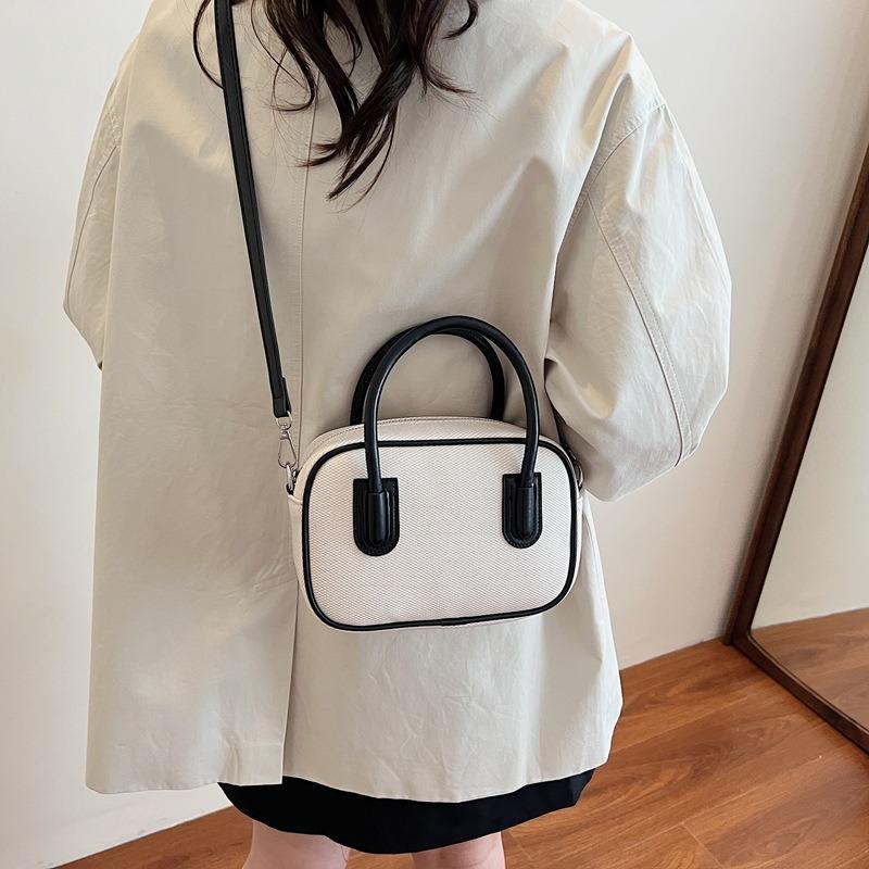 

Fashion niche bag women s new contrasting color versatile single shoulder oblique span bag commuter handbag pillow bag