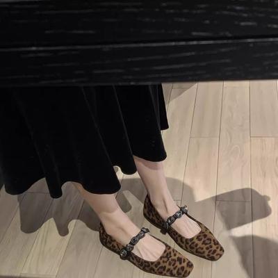 Schafsleder-Version~ Strukturiertes Leder eckige Spitze dicker Absatz weiche Oberfläche kleine Lederschuhe High Heel Einzelne Schuhe Damenschuhe Herbstmodelle