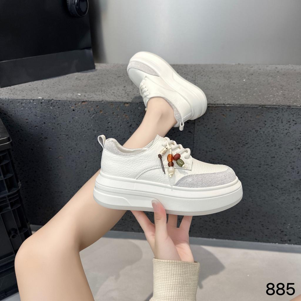 Popular beaded ugly cute little white shoes women's 2025 new autumn niche leather fashion thick-soled foreign casual board shoes