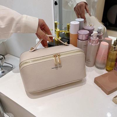 OEING Large Capacity Portable Travel Cosmetic Bag