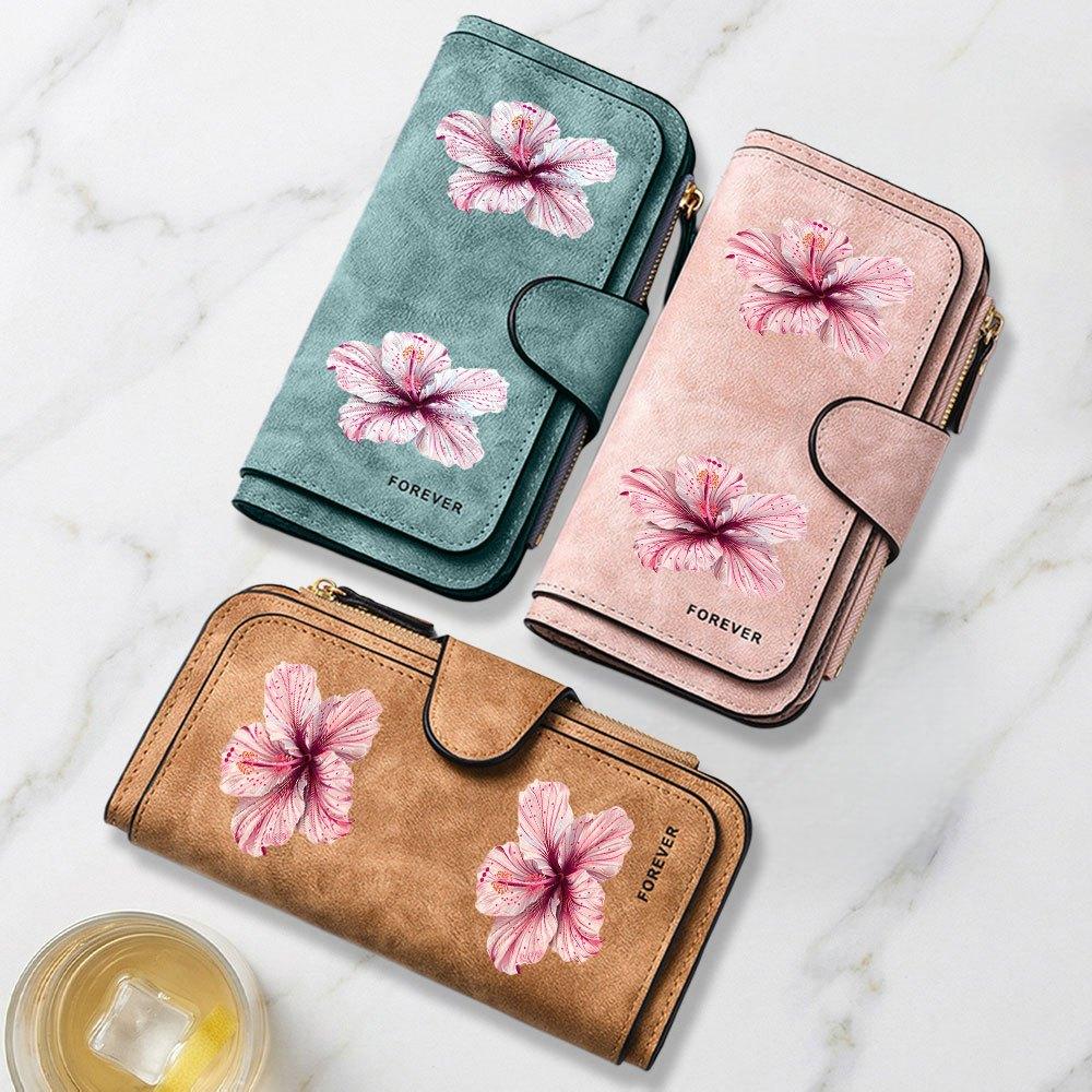 Long wallet with pink and white hibiscus flower close up print multifunctional portable coin purse with clasp suitable for daily commuting travel