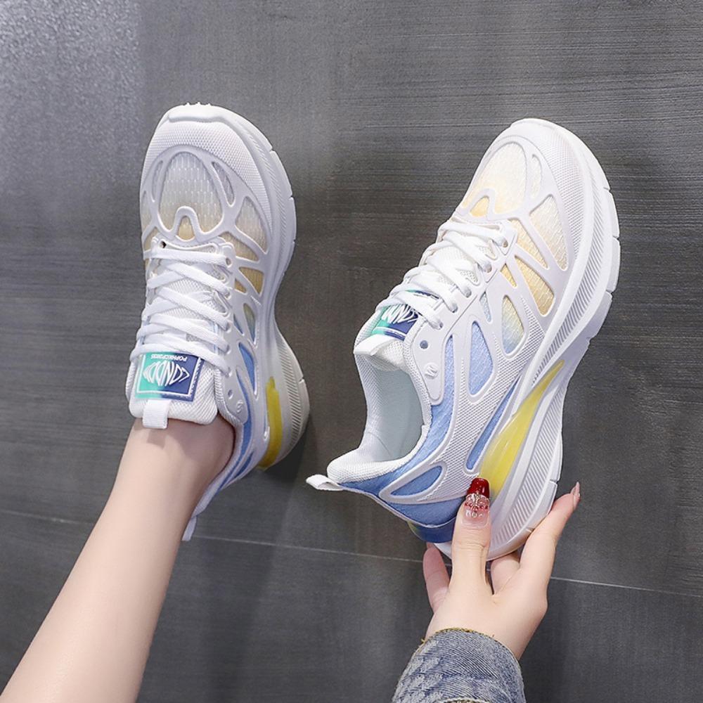 

2024 женские кроссовки сетчатые летние дышащие повседневные туфли модные легкие кроссовки на толстой подошве для бега на открытом воздухе для женщин теннис
