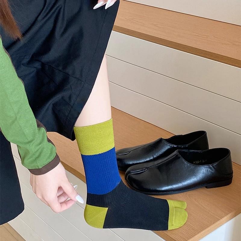 Female Spring and Autumn Trend Personality Splicing Collision Color Boneless Two Toes In The Tube Stack Socks