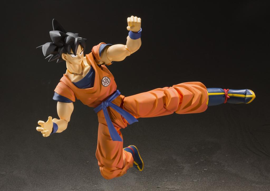 TAMASHII NATIONS Dragon Ball Son Goku Saiyan vyvýšený na Zemi 140mm Malovaná pohyblivá figurka SHFiguarts - - Přibl.. ABS a PVC