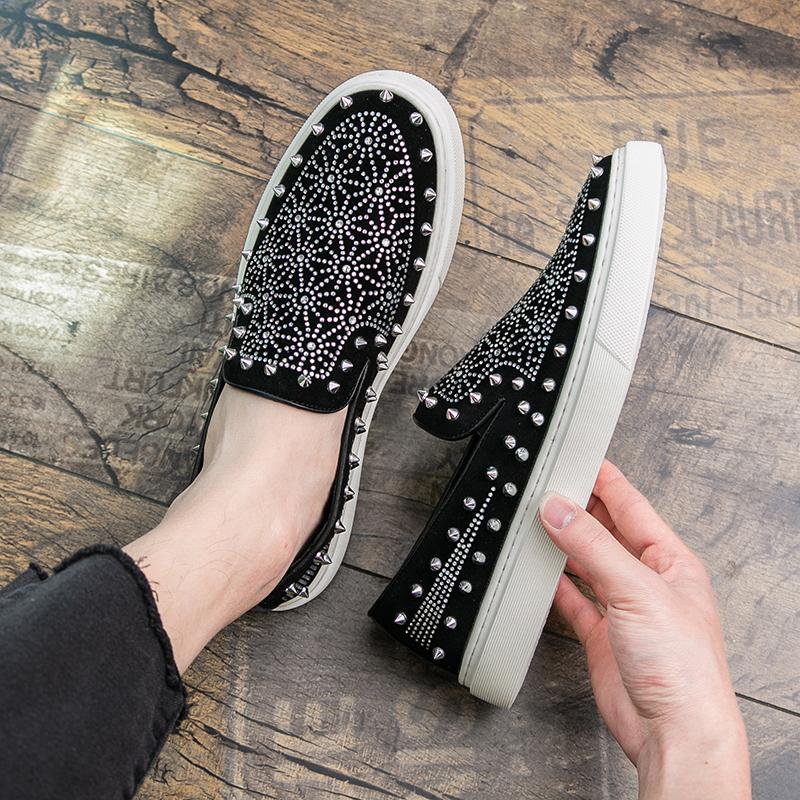 Fashion Punk Round Toe Rhinestone Sequin Loafers for Men Casual Shoes Rivet Skateboard Shoes Trendy Flat Slip On Driving Men's Shoes