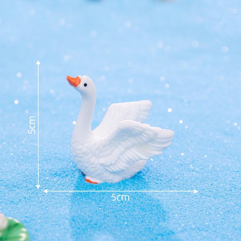 Simulované figurky zvířat bílé labutě, mechové ekologické lahve, doplňky pro dekoraci skalky a malé ozdoby