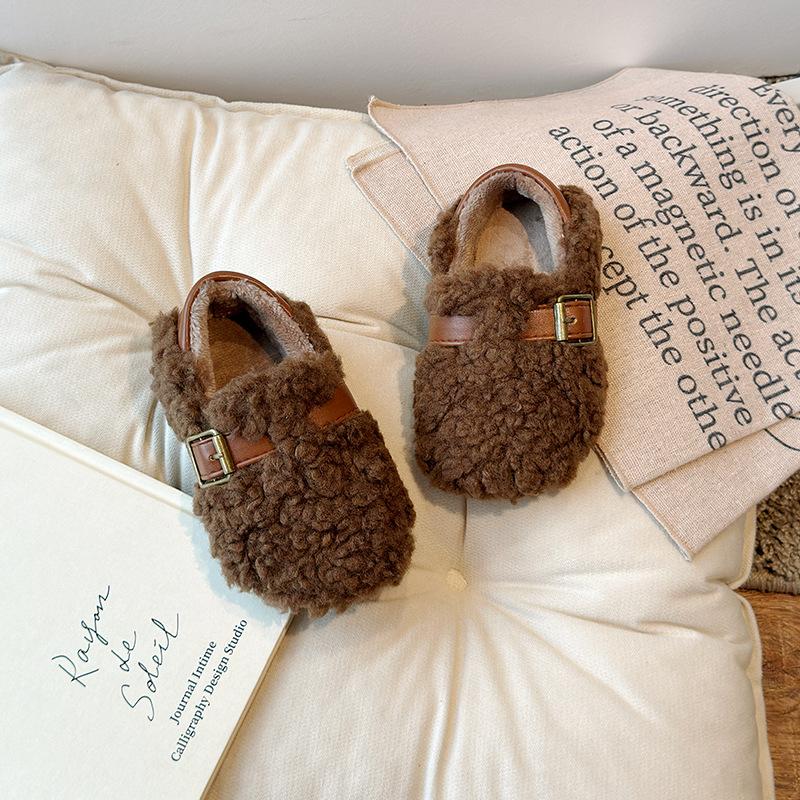 

Girls furry shoes for outdoor wear, children s cotton shoes, new winter loafers with plush lining, warm shoes for little girls and toddlers 21 коричневий