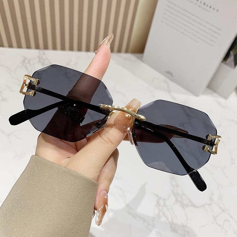 

New Vintage Sunglasses Women Men Ellipse Sun Glasses Female Round sunglasses for Male Metal Eyeglass Legs Polygon Eyewear MULTI