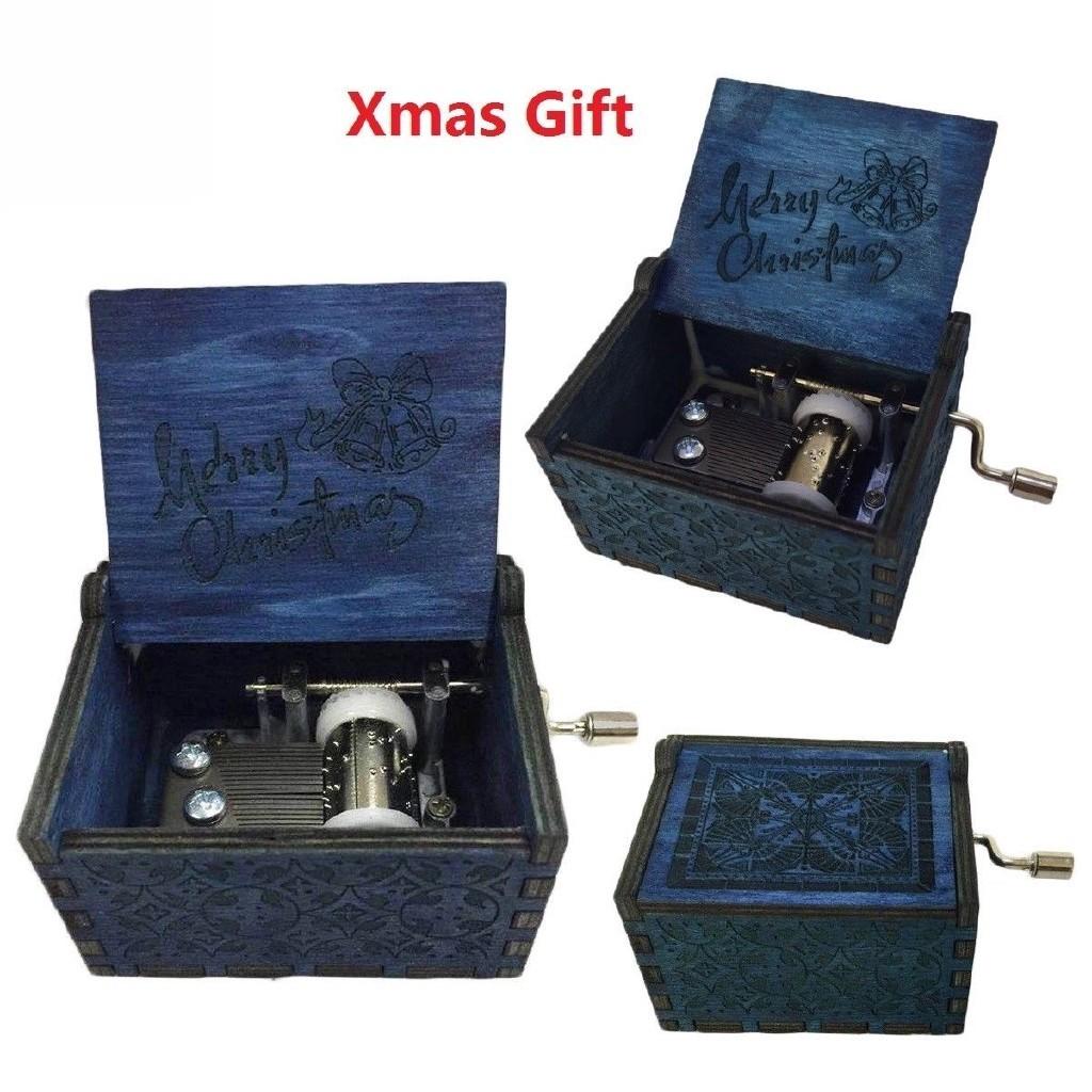 Künstlerische Frohe Weihnachten Musikbox Zart Graviertes Holz-Sammlerstück mit Natürlicher Eichenoberfläche