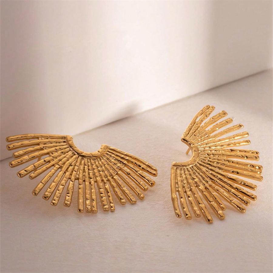 Women's Vintage Fan Leaf Shape Earrings Stud Temperament Gold Color Big Earrings Personality Simple Party Jewelry Gift