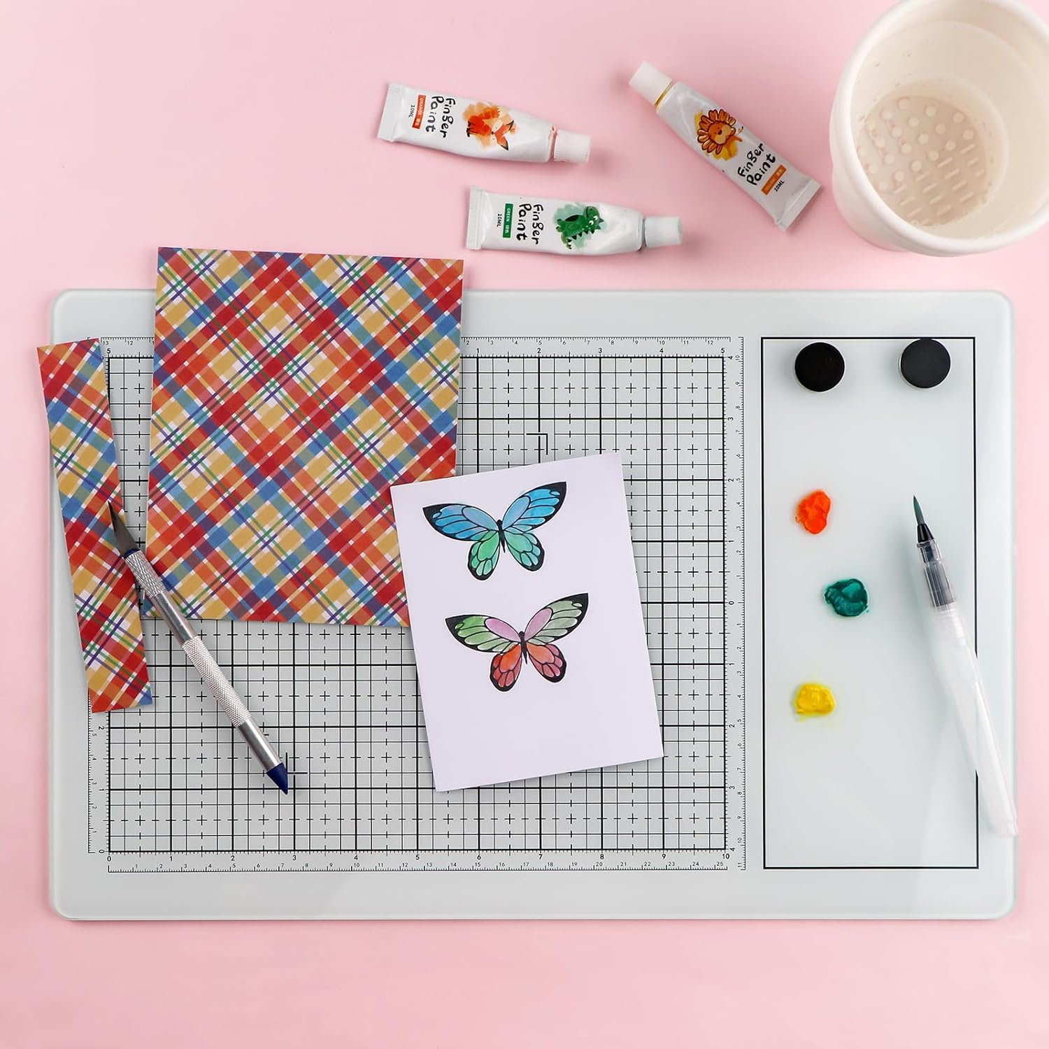 BAOFALI Magnetic Glass Craft Mat; 15.75 x10.24 Heat Resistant Glass Media Cutting Mat W/MagnetsGridlines and Measurements; for Cutting, Stamping,