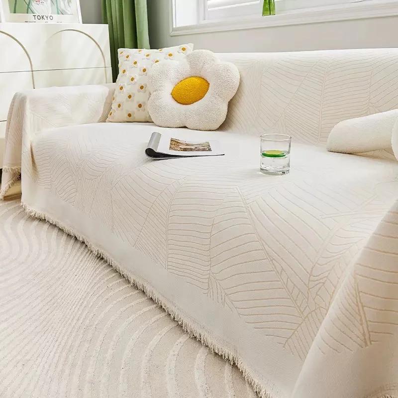 Всесезонное универсальное диванное полотенце из синели в скандинавском стиле с защитой — фото 7