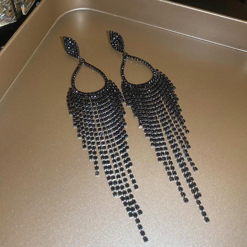 Elegant French Court Rhinestone Water Drop Tassel Earrings
