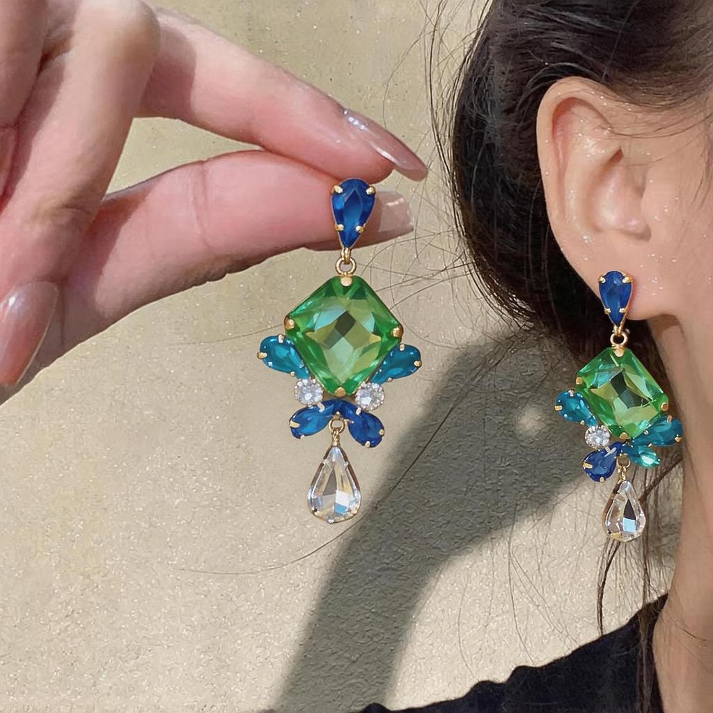 Silbernadel Diamantbesetzte Wassertropfen-Quadrat-Ohrringe - Eleganter & Exquisiter High-End-Stil