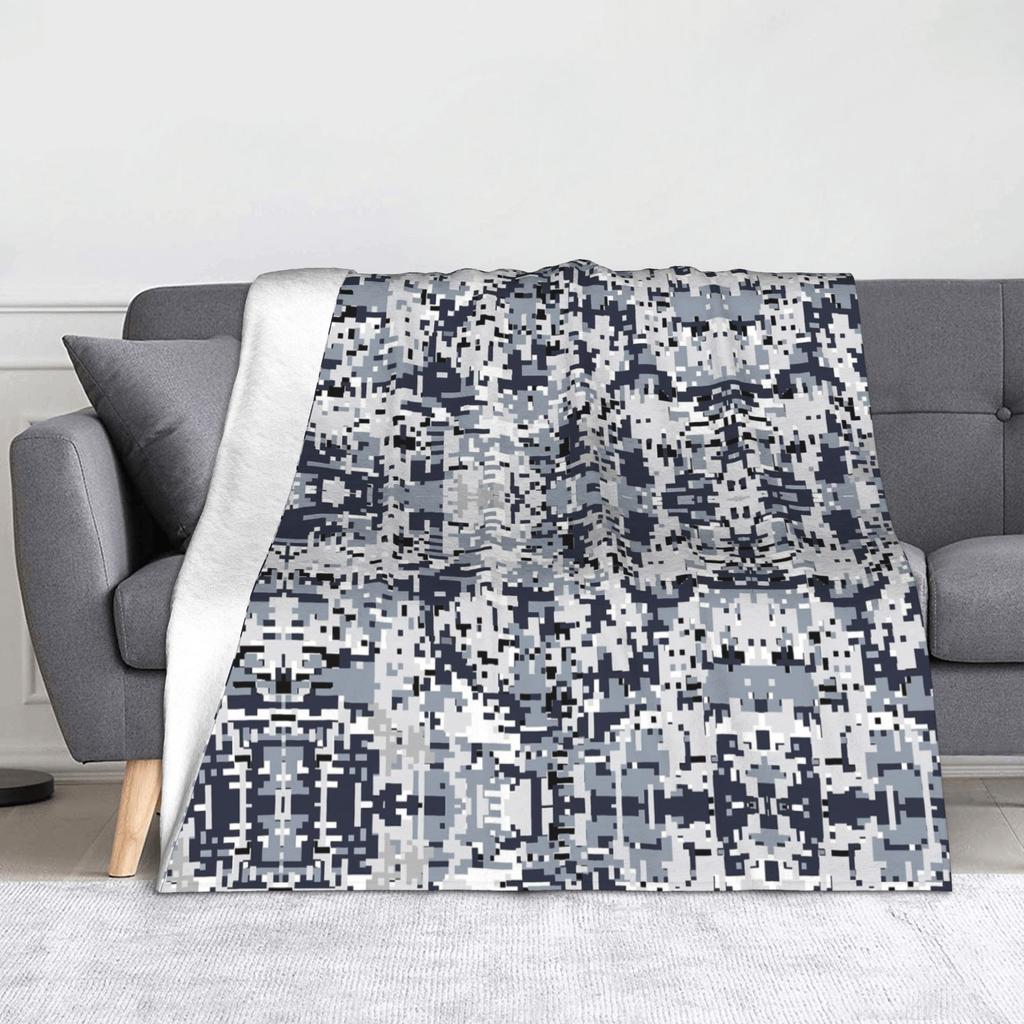 Tree Camouflage Fleece Throw Blankets Hunting Camouflage Pattern Blankets for Bed Travel Soft Plush Thin Quilt