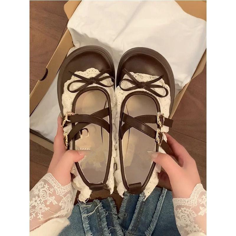 

Коричневые туфли на платформе с бантом и шнуровкой, маленькие кожаные туфли женские весна-осень 2025 новинка, с юбкой, французские туфли Мэри Джейн 40 коричневый