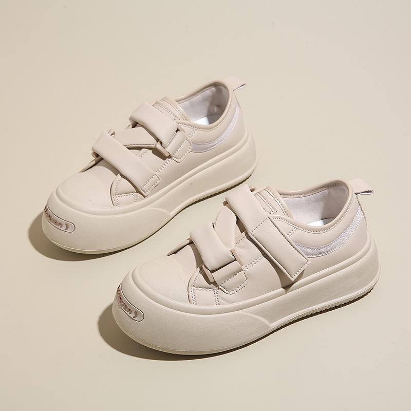 

Little white shoes 2025 women s Velcro new Korean version ins student leisure sports versatile board shoes street shot K1715 35