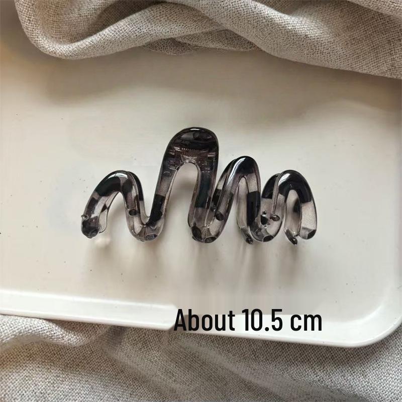 

2025 High-End Polka Dot Shark Hair Clip - Large Headwear Styling Accessory