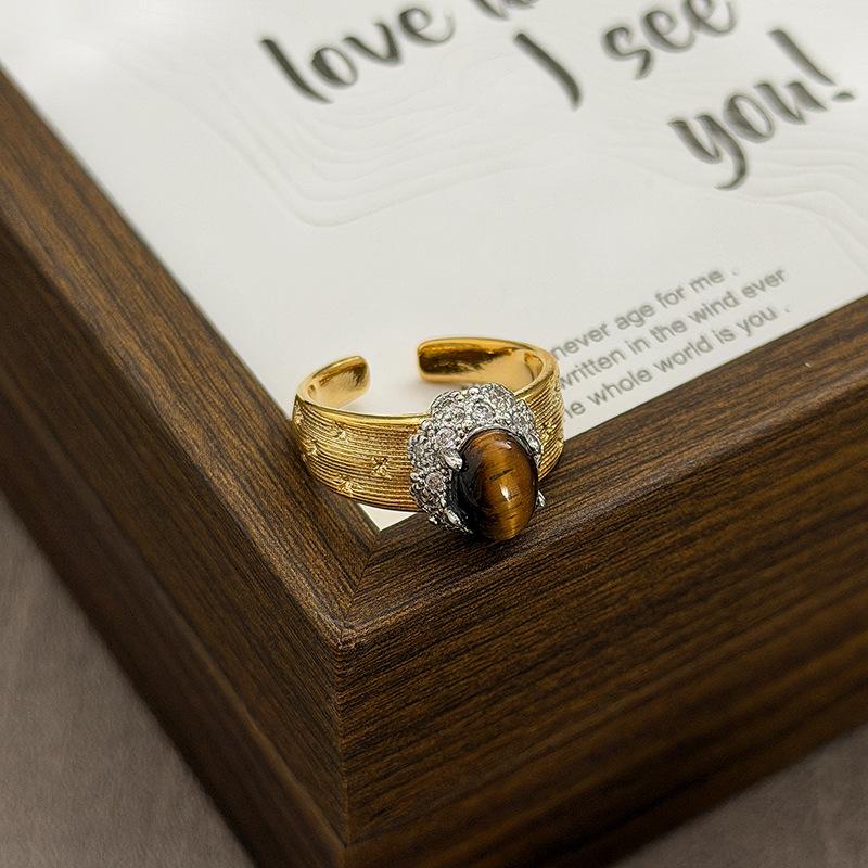 Fashion Temperament Maillard Retro Hong Kong Style Imitation Tiger'S Eye Stone Open Ring Women'S Irregular Light Luxury Personality Index Finger Ring