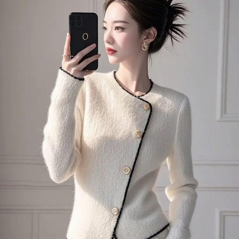 Design-sensible Niche Thickened Sweater Jacket Women's Autumn Winter Knitted Cardigan