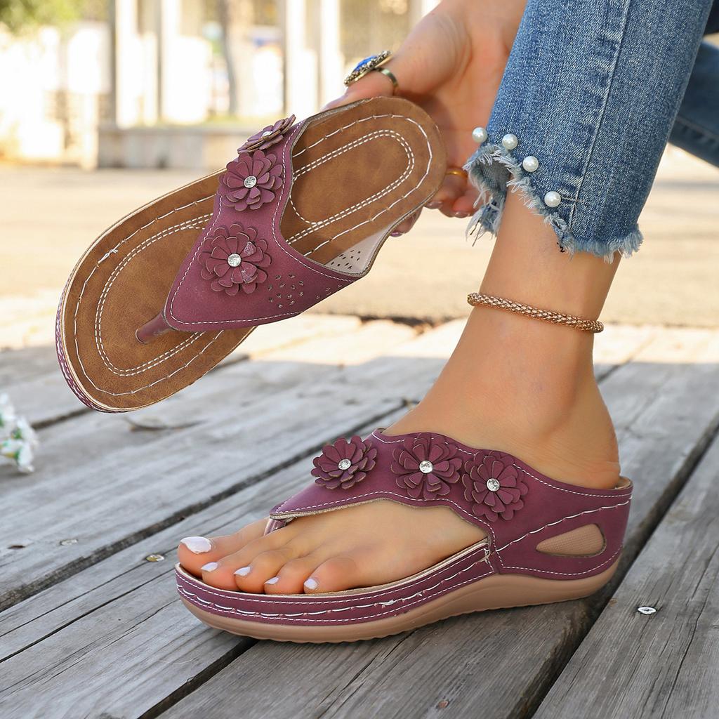 Ladies' Fashionable Flip Flops, Casual Open Toed Flat Shoes, Comfortable Soles, Suitable for All Seasons, Casual Shoes, Sandals, Women's Shoes