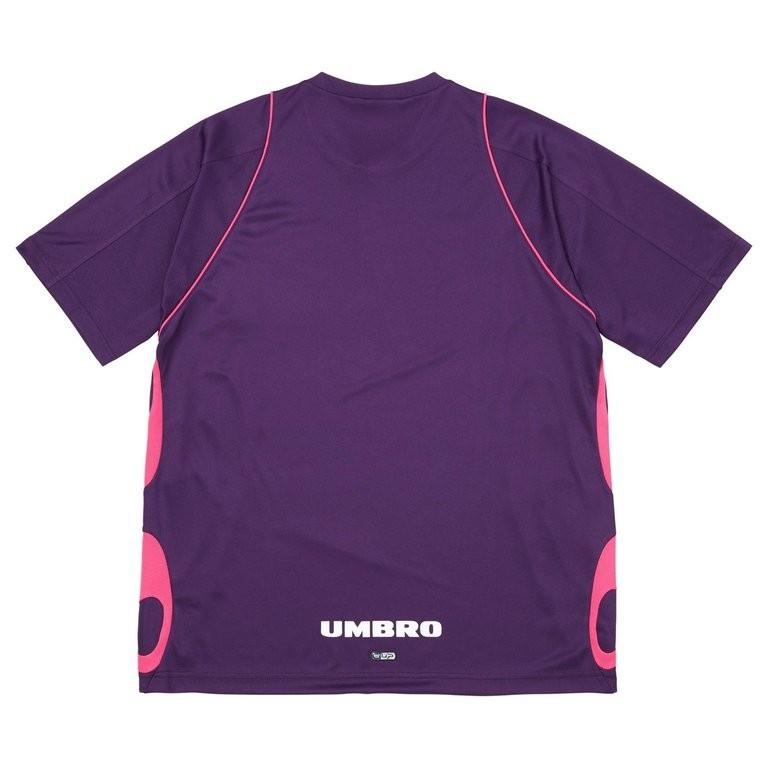 Supreme X Camiseta de Fútbol Umbro Old English Morada