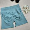 Candy Color Seamless Low-Waist Hip-Lifting Yoga Shorts (Three-Quarter Length)
