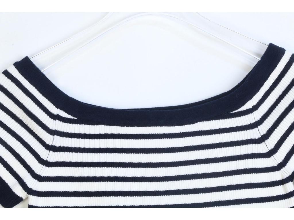 Women's Striped One-Shoulder Short-Sleeve Knit Top - Sexy Backless Ice Silk T-Shirt