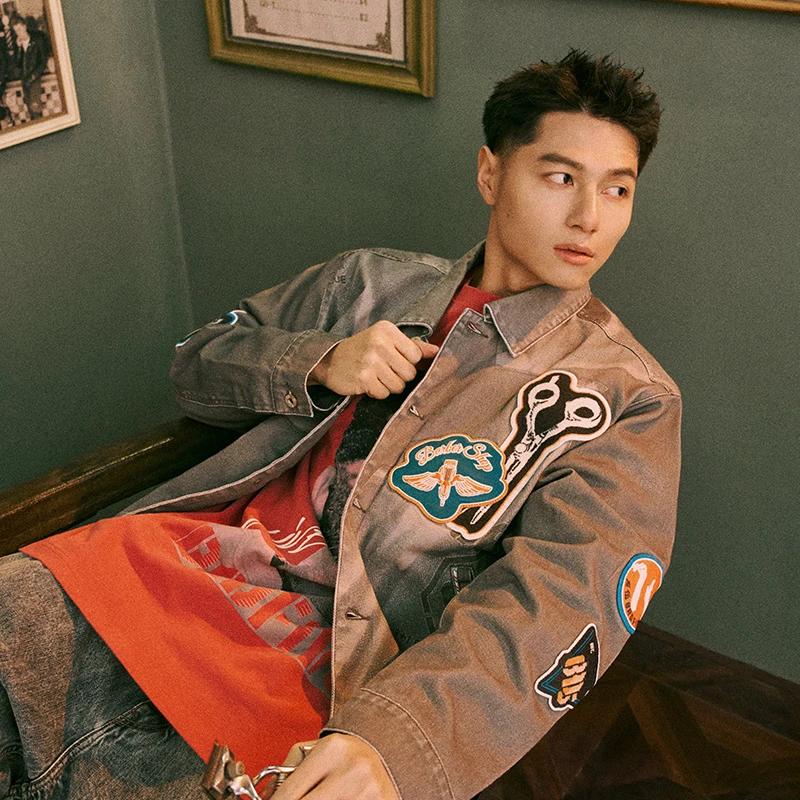 Li Ning Badfive Dragon Lifts Head Letter Pattern Printed Polo Loose Casual Denim Jacket Men Jacket Dark-Gray AFDU633-1