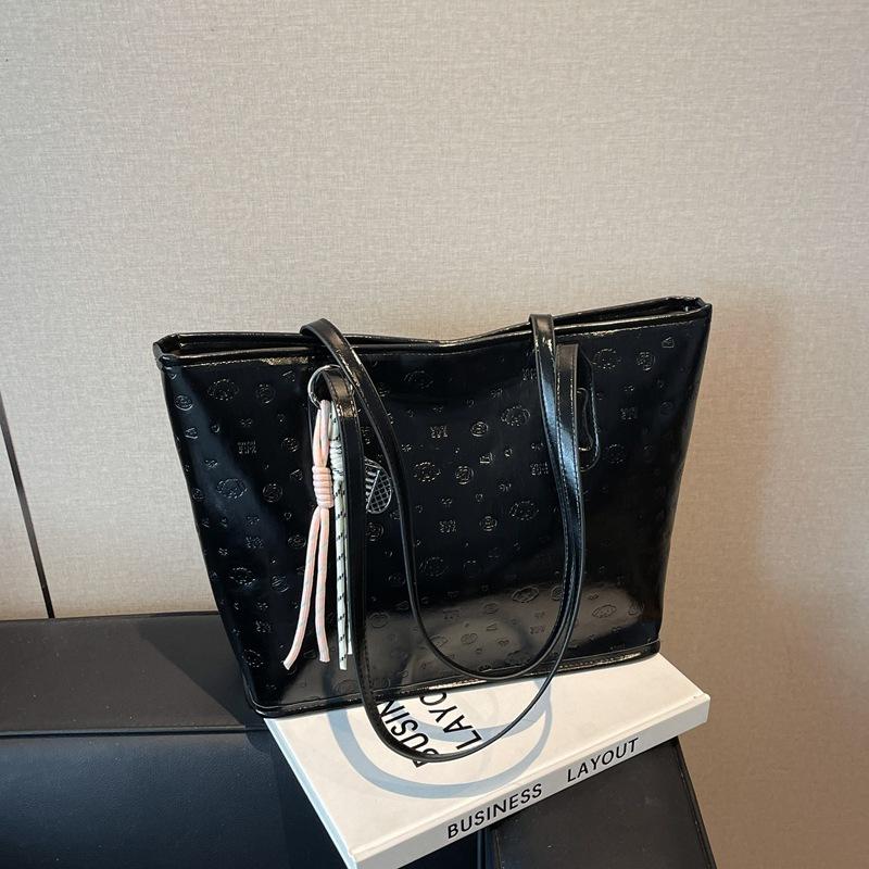 Premium Tasche Damen neue beliebte Mode Umhängetasche große Kapazität Tragetasche Pendlertasche