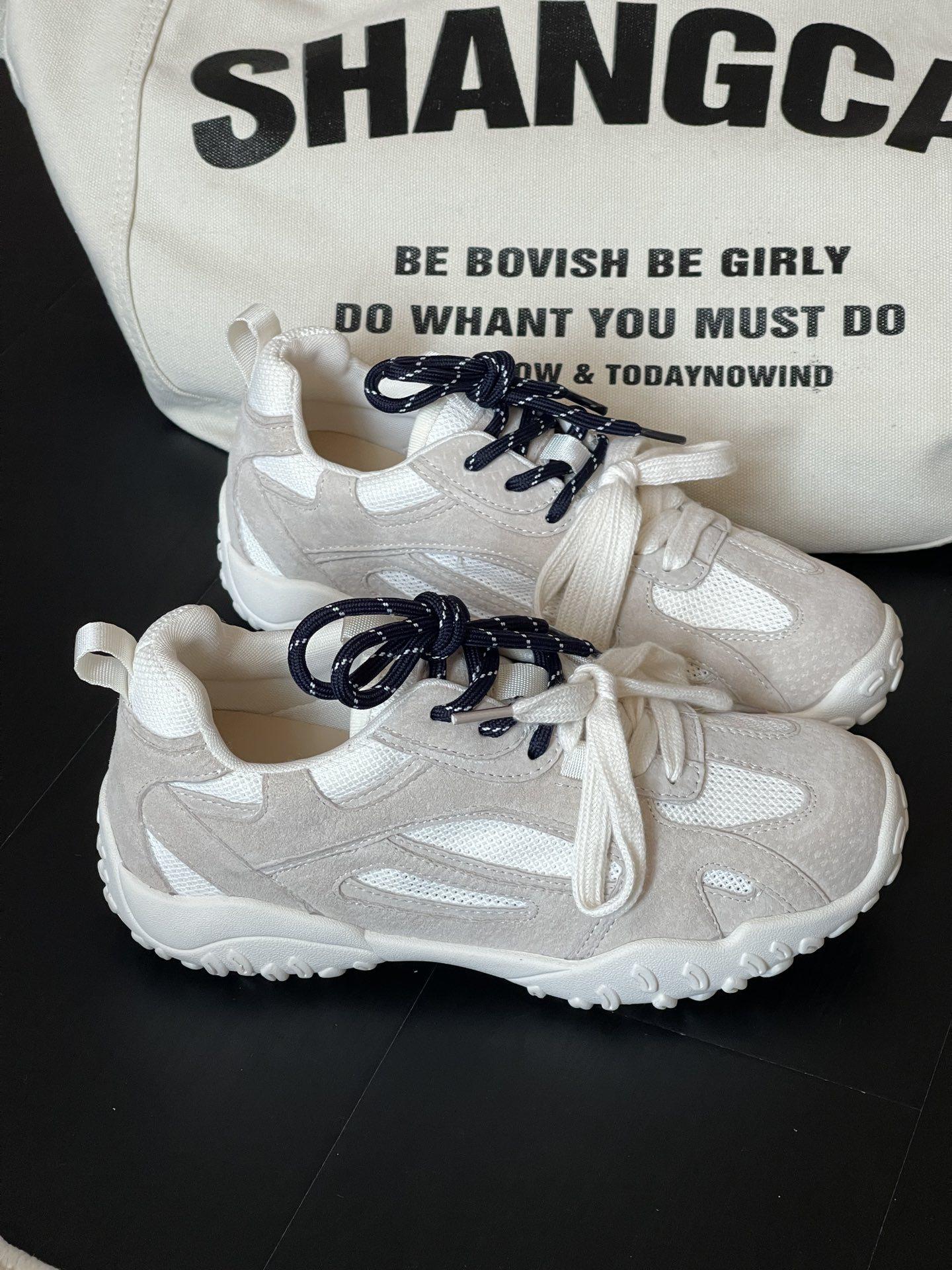 

Leather breathable mesh women s casual versatile flat baseplate shoes 2025 summer new retro little white shoes tide 35